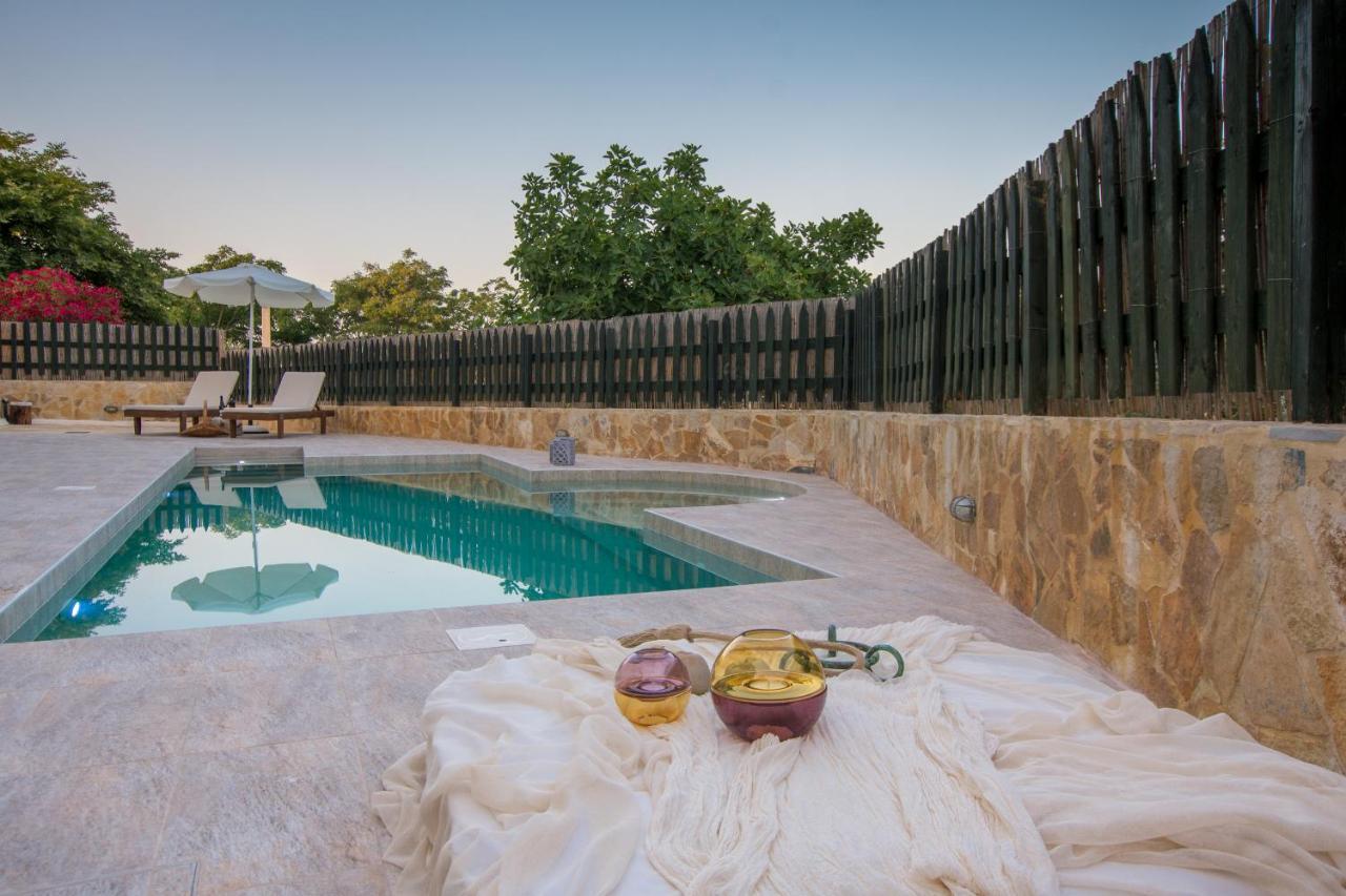 Golden Coast Boutique - Luxury Living Aparthotel Kypseli Luaran gambar