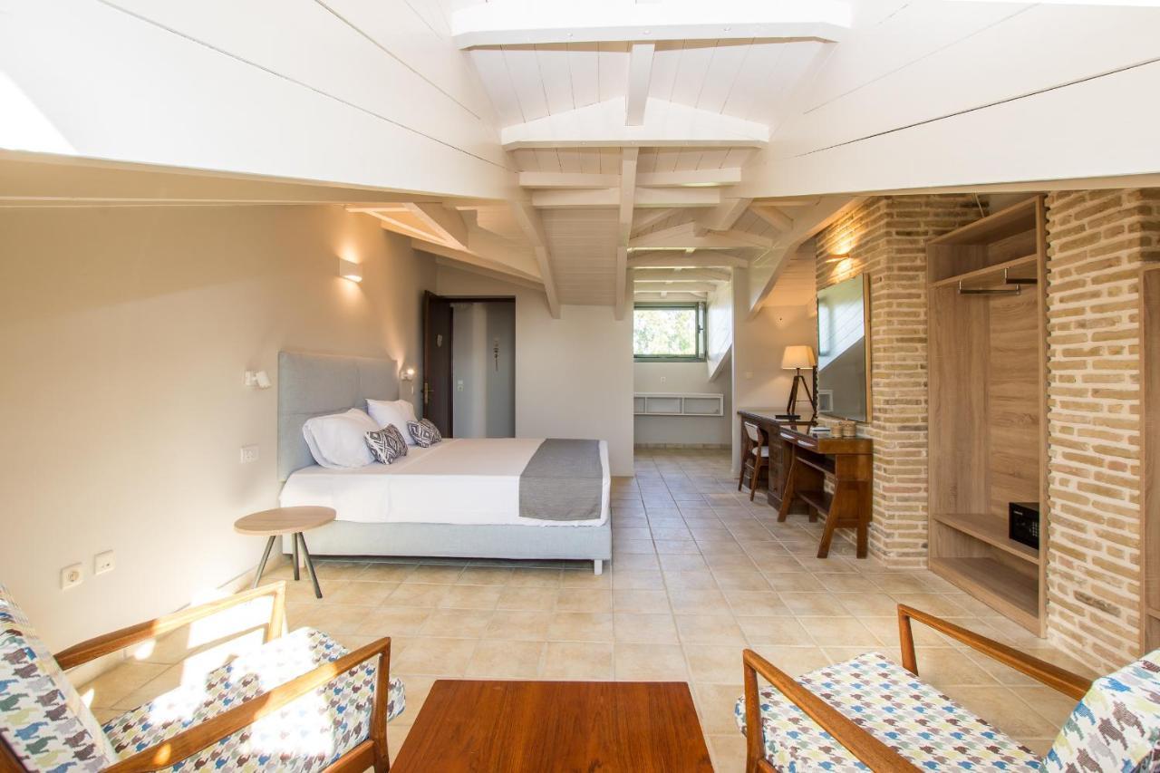 Golden Coast Boutique - Luxury Living Aparthotel Kypseli Luaran gambar