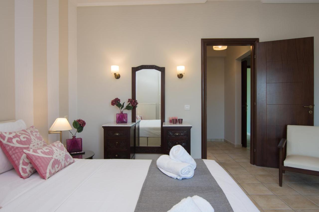 Golden Coast Boutique - Luxury Living Aparthotel Kypseli Luaran gambar