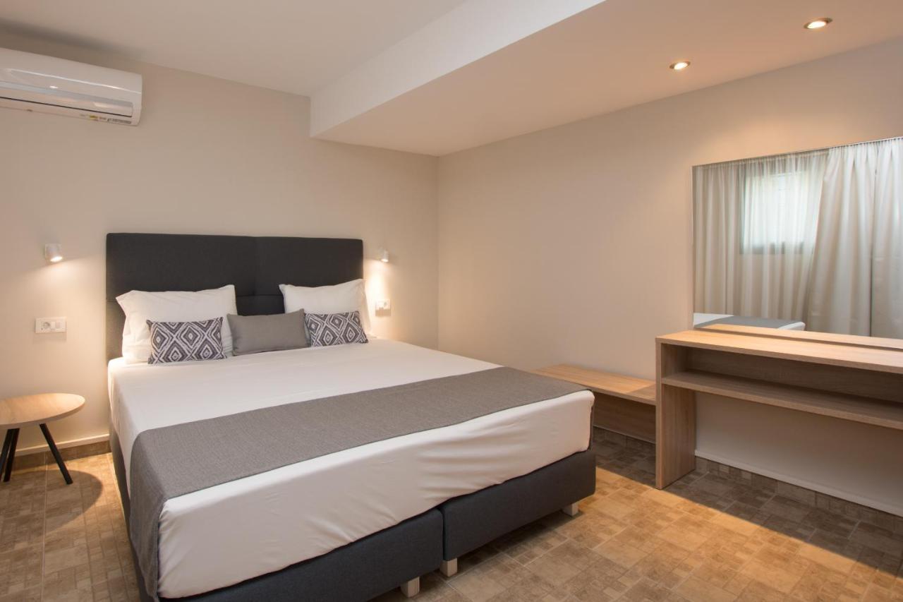 Golden Coast Boutique - Luxury Living Aparthotel Kypseli Luaran gambar