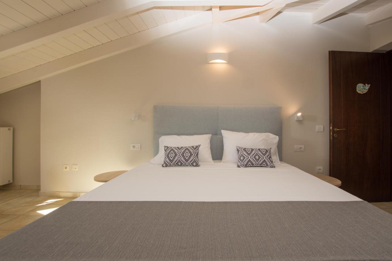 Golden Coast Boutique - Luxury Living Aparthotel Kypseli Luaran gambar